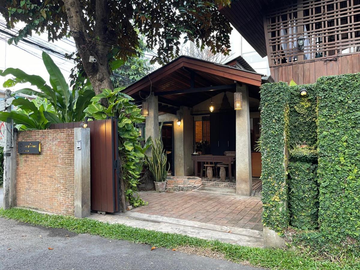 Chiang Maan Residence Чиангмай Екстериор снимка
