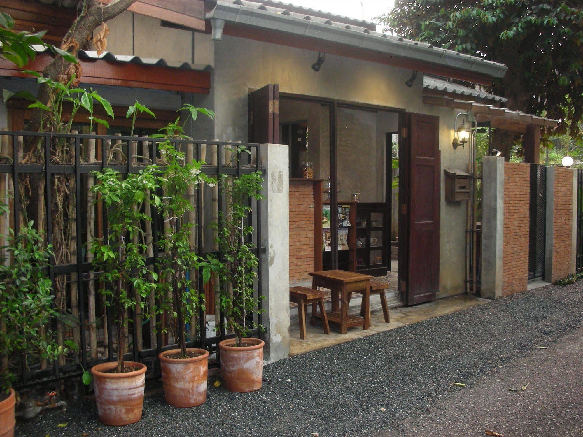 Chiang Maan Residence Чиангмай Екстериор снимка